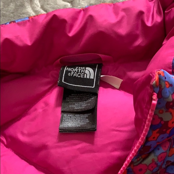 EUC The North Face Aconcagua 550 Down jacket - Picture 3 of 11